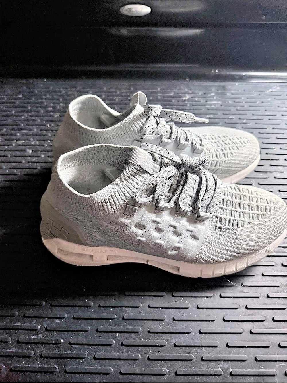 Under Armour HOVR Phantom 2 HOVR Athletic Shoes White US 9.5